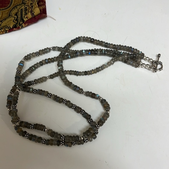 Gorgeous necklace - Picture 3 of 3